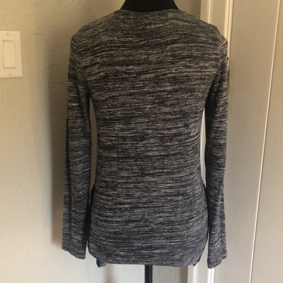 Ladies Forever 21 Long Sleeve Sweater - Size Small - Picture 5 of 6